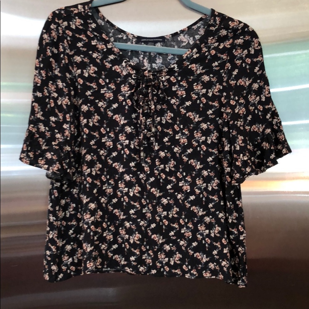 American Eagle top